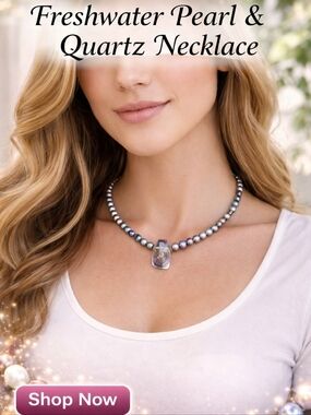 Freshwater pearl‎ and quartz necklace